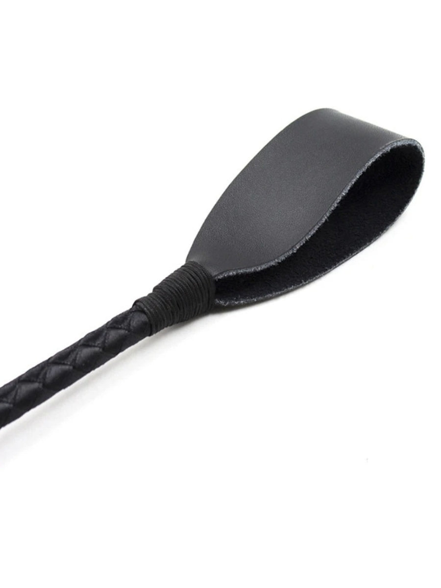Omalia | Leather whip