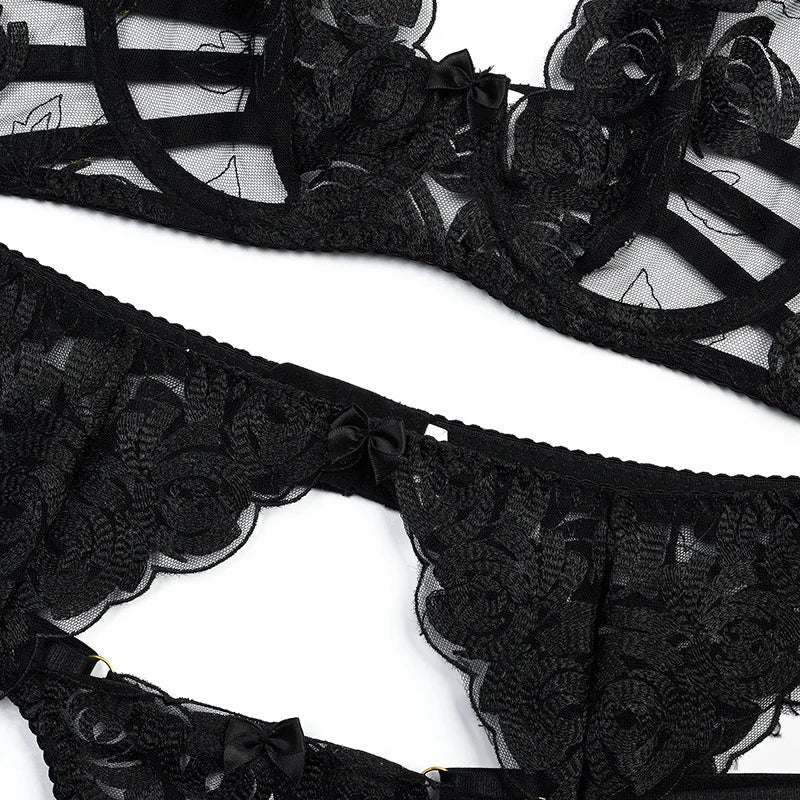 Cassandra | Lingerie 3 pieces